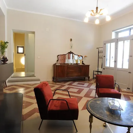 Palazzo Scura Couette-café Vaccarizzo Albanese