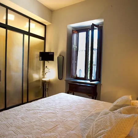 Palazzo Scura 3*