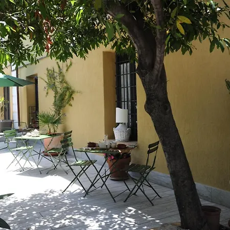 Palazzo Scura Vaccarizzo Albanese