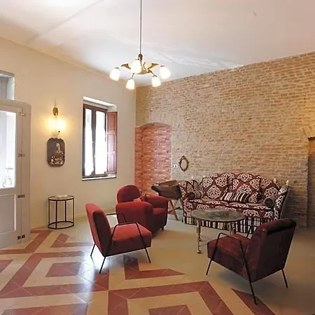Palazzo Scura Bed & Breakfast 3*