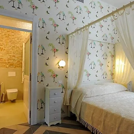 Palazzo Scura 3*