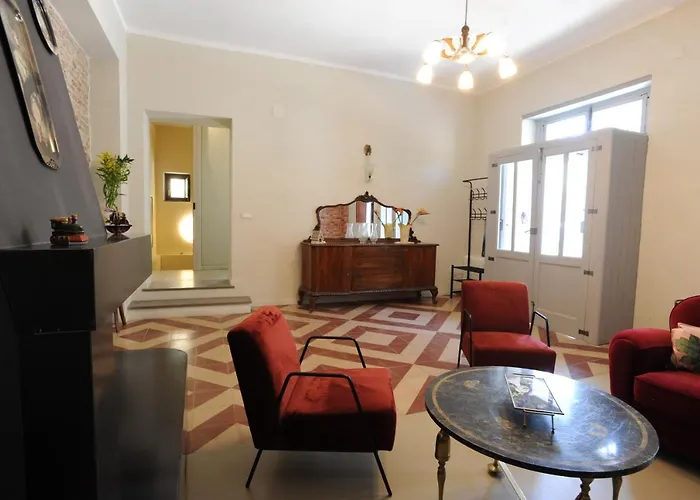 Palazzo Scura Alojamento de Acomodação e Pequeno-almoço Vaccarizzo Albanese