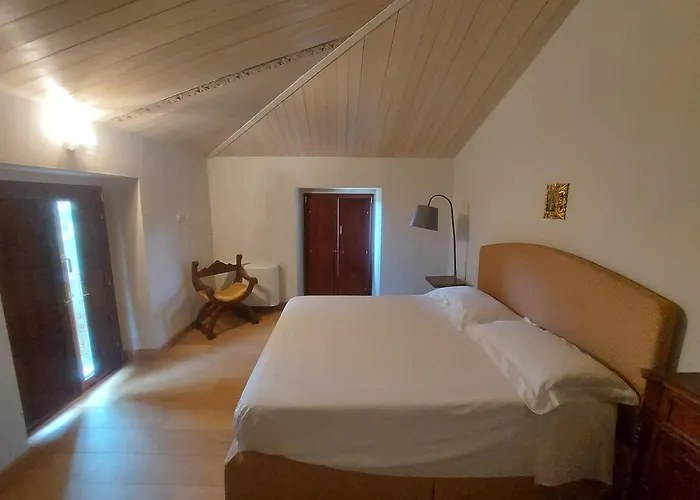 Palazzo Scura 3* Vaccarizzo Albanese